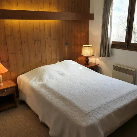 Nicolas - Saint-nicolas Mae-5203 Chalet